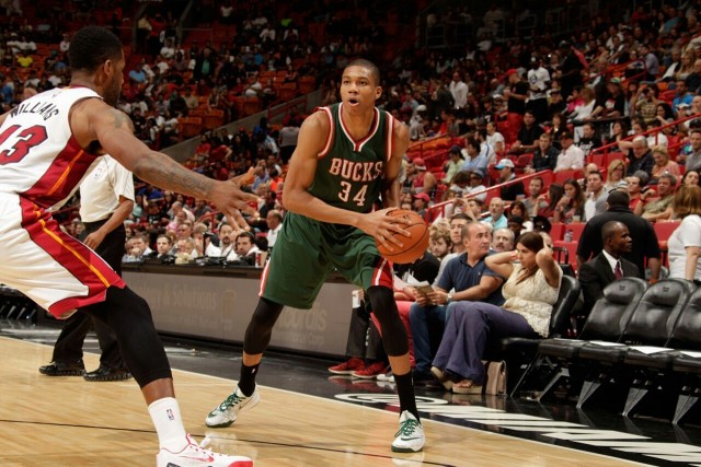 詹姆斯+布朗！76人在同一个休赛期引进多位FMVP NBA历史首队